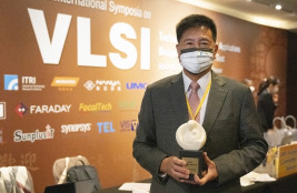 必一·运动(B-Sports)光电董事长彭双浪荣获潘文渊文教基金会 ERSO Award